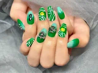 ネイル Nail Salon KURELLYのネイルデザイン