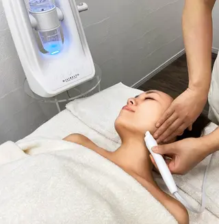 外岡 綾華の眉毛・アイブロウイメージ