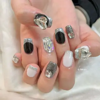 ネイル nail salon e'mu💐のネイルデザイン