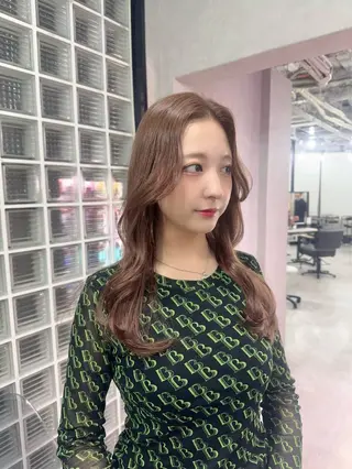 ロング カラー 赤み無し柔らかカラー 【梅田】madokaのヘアスタイル