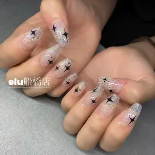 ネイル elu :nail&eyeのネイルデザイン