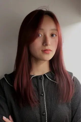 セミロング ウシロダ メグミ /ボブ/透明感カラーのヘアスタイル