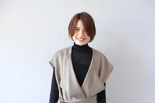 ショート 尾形 真里のヘアスタイル