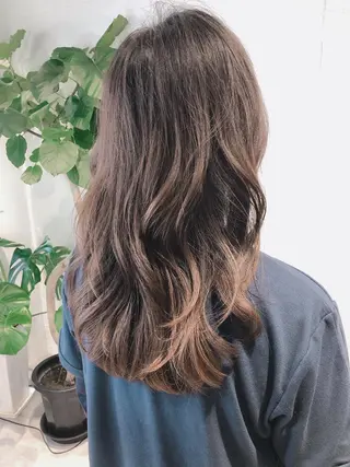 ロング ショート・ウルフ✂︎ 安住有咲子のヘアスタイル