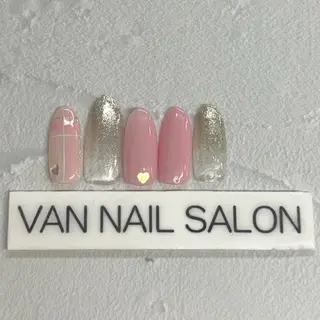 ネイル Van Nail Salonのネイルデザイン