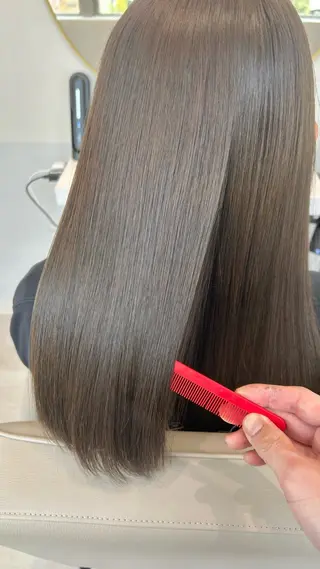 ロング カラー Eleanor枚方店 店長　飛鳥　薫のヘアスタイル
