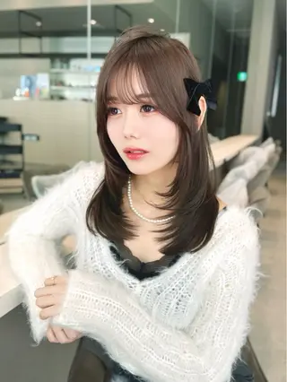 セミロング カラー MIKU /ボブ/外ハネボブのヘアスタイル