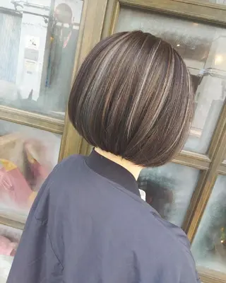 ショート カラー ブリーチ・ハイトーン 特化🎉内山のヘアスタイル