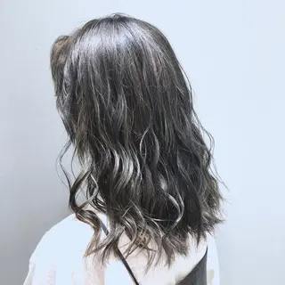 セミロング カラー 🌈ぷる艶カラー🌈 髪質改善👑柳沼尚貴のヘアスタイル