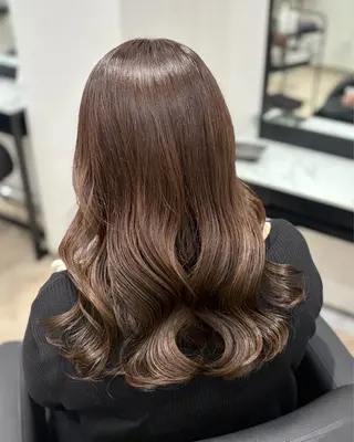 ロング カラー 𝒎𝒐𝒆🩰 名駅/ヘアメ/暖色♡のヘアスタイル