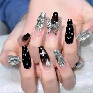 ネイル Queens マオのネイルデザイン