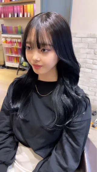 セミロング カラー レイヤー×艶髪特化 マネージャー安藤光司のヘアスタイル