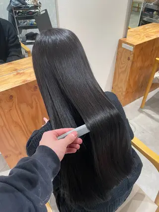 ロング ENN藤本 大輝艶感カラーのヘアスタイル
