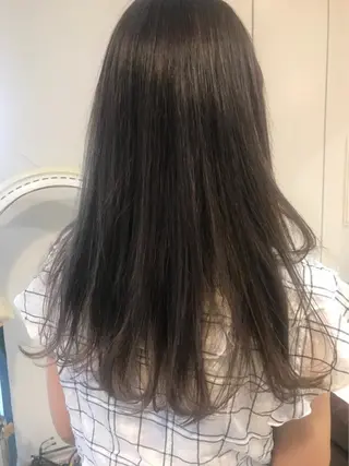 ロング 末石 智のヘアスタイル