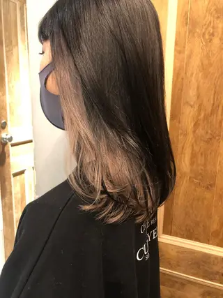 セミロング カラー ミヤギ リュウキのヘアスタイル