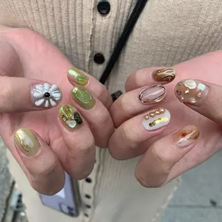 ネイル clocln / Suzukaのネイルデザイン