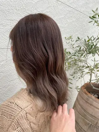 セミロング カラー 鵜飼 真伍のヘアスタイル