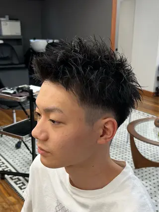 ショート メンズ メンズカット✂️ スキンフェード伊藤陸のヘアスタイル