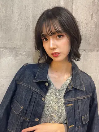ミディアム カラー 竹内 春奈のヘアスタイル