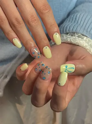 ネイル nagisa ✩︎⡱のネイルデザイン