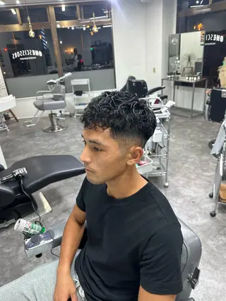 ショート 宜保 斗馬のヘアスタイル