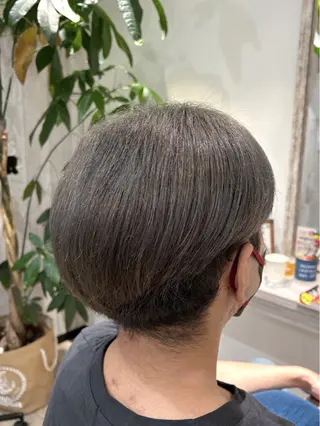カラー 水口 琴絵のヘアスタイル