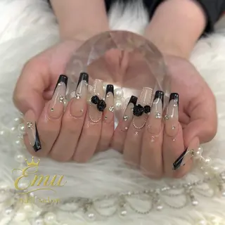 ネイル 【Emu】 MOMOKAのネイルデザイン