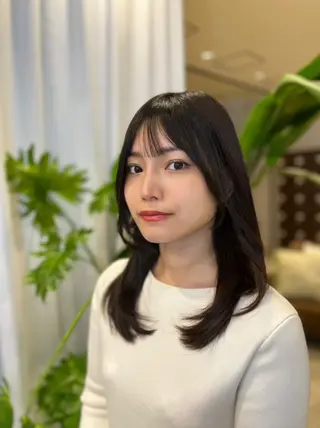 ミディアム pour.所属・中崎町pour. 小柴 楽士のヘアスタイル