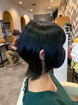 ミディアム カラー stylist 静音「LEON」のヘアスタイル