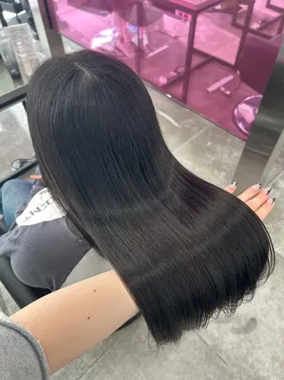 ロング カラー 菊池 梨麻のヘアスタイル