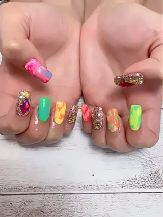 ネイル 菅野 愛花のネイルデザイン