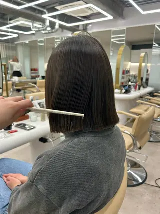 ミディアム ハルカ 透明感カラー 美髪縮毛矯正🥣のヘアスタイル