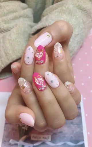 ネイル ユキカ （ネイリスト）のネイルデザイン