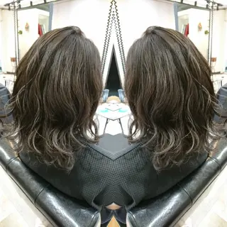 カラー ヘアアレンジ セミロング 艶カラー/インナー /グラデ/大西小百合のヘアスタイル