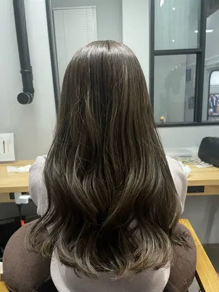 ロング カラー Sloth 🦥 MARINAのヘアスタイル