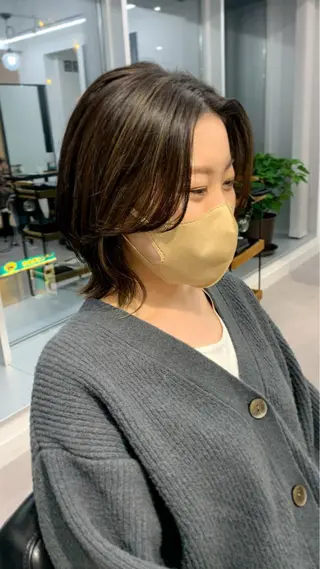 ミディアム カラー パーマ ヘアアレンジ メンズ キッズ ネイル マツエク・マツパ アイブロウ レイヤーカット 🌿透け感カラーのヘアスタイル