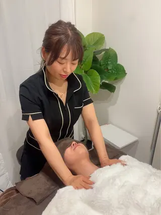 Rejuve ﾘｼﾞｭﾍﾞのエステ・リラクイメージ