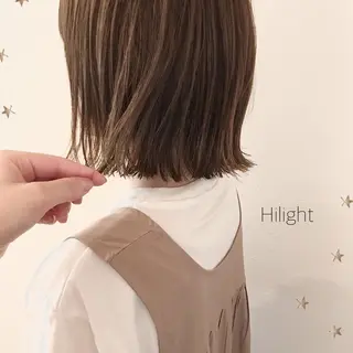 ミディアム カラー 市川 千夏のヘアスタイル