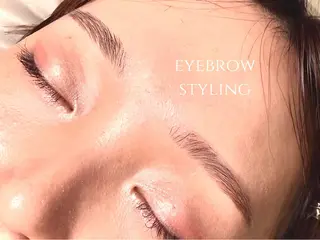 アイブロウ be/ yui🫧✨のマツエク・マツパデザイン