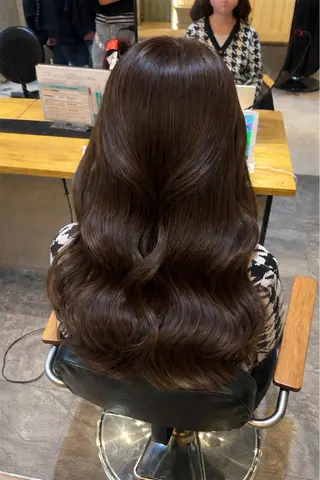 ロング カラー ラフィス池袋所属・✨本格的韓国スタイル 特化✨ﾊﾙｶ✨️のヘアスタイル