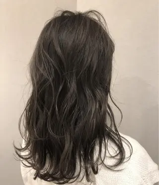 セミロング ショート✨顔まわり マツモト ショウゴのヘアスタイル