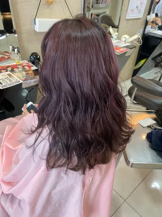 ロング カラー オリーブ/アッシュ やわらか透明感カラーのヘアスタイル