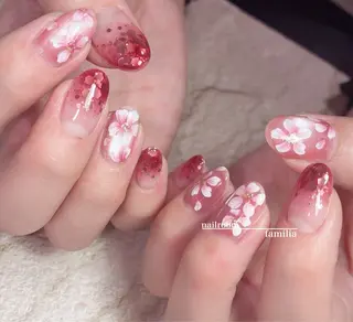 ネイル -nailroom- familiaのネイルデザイン