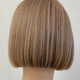 ショート カラー MOMO艶髪 🩵モテカラーのヘアスタイル