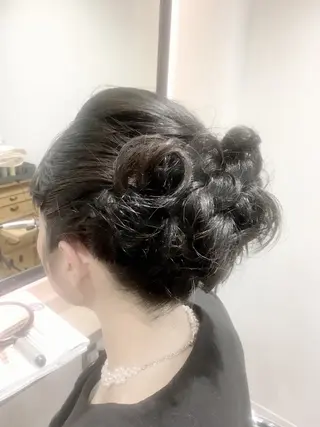 ミディアム ヘアアレンジ ギフト所属・yoshimi .のヘアスタイル