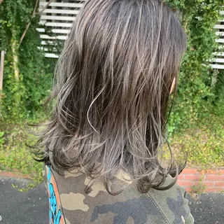 セミロング カラー 髪質改善 の達人/杉原碧仁のヘアスタイル