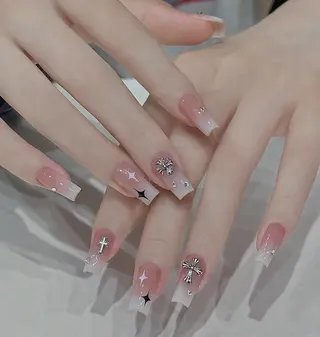 ネイル M🌷nail 長さだし専門店のネイルデザイン