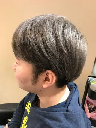 ショート カラー メンズ 大久保 隆蔵のヘアスタイル