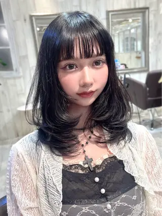 ミディアム カラー ヘアアレンジ レイヤーカット ✨️進藤ひかりのヘアスタイル