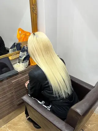 ロング カラー ヘアアレンジ LIP 大阪本店 エクステ 堀谷和孝のヘアスタイル